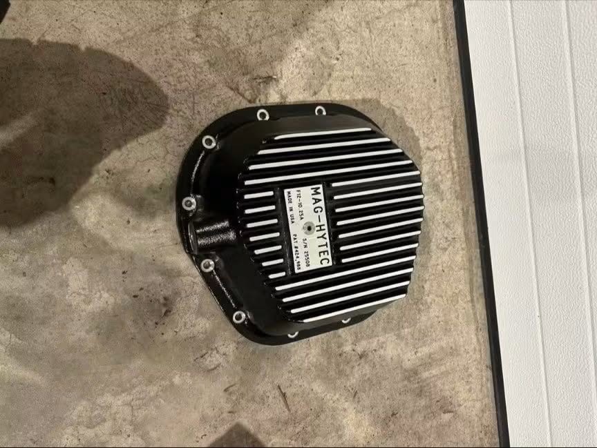 Mag-Hytec 12-10.25 & 10.5 Differential Cover - Image 6